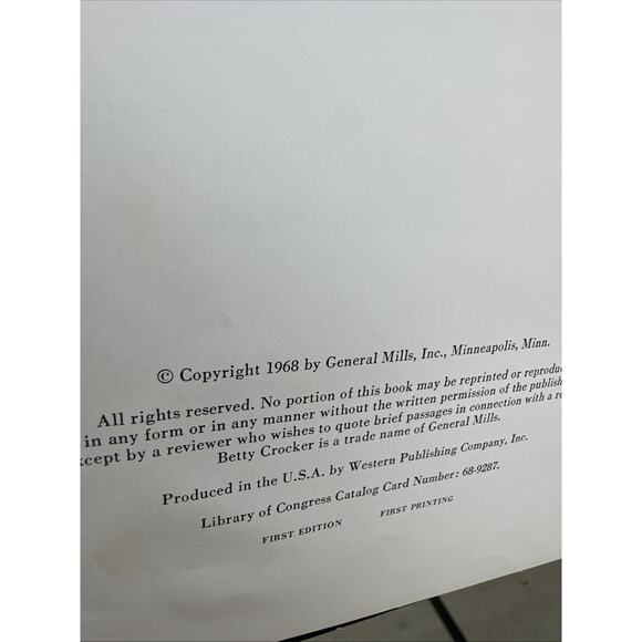 Betty Crocker's Pie and Pastry Cookbook Party Potluck Recipes 1st Ed 1968 - Picture 4 of 11